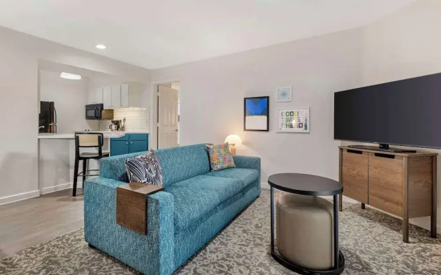 2 Bedrooms Suite