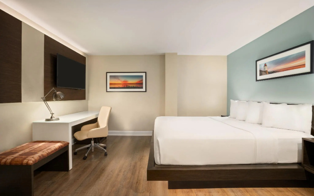 Executive Quadruple Suite