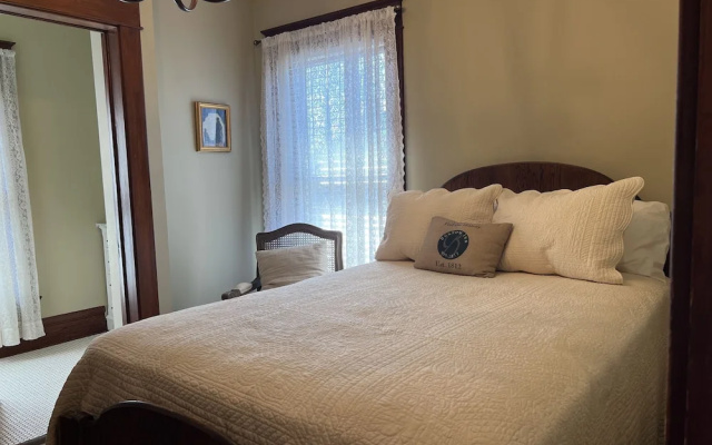 Standard Suite