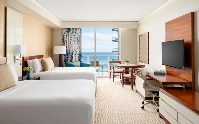 Deluxe room oceanfront