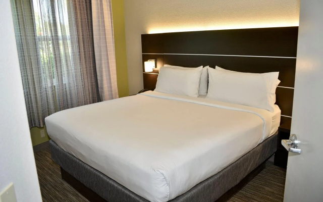 2 Bedrooms Double Suite