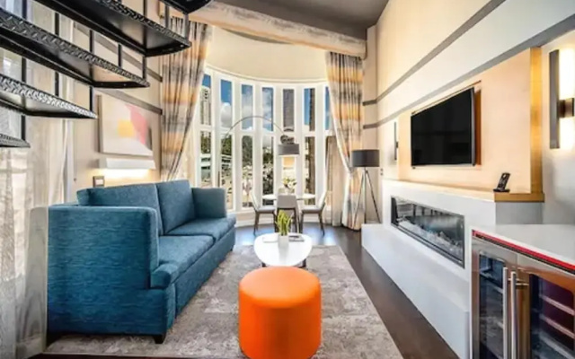 Presidential Apartment