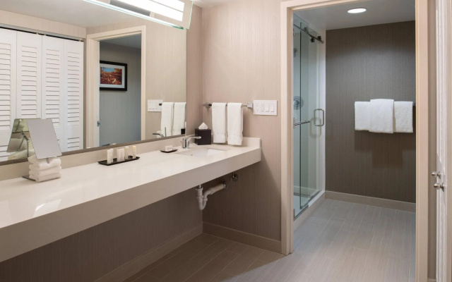 2 Bedrooms Double Suite