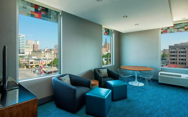 Double Suite