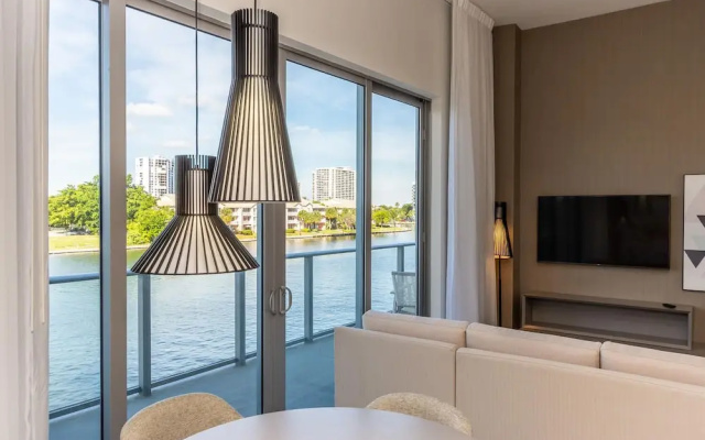 Apartment with balcony and with view