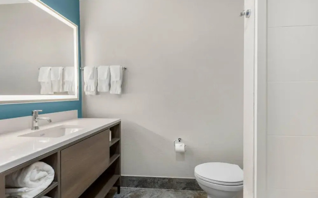 Double Suite