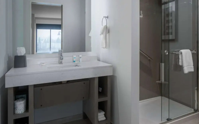 1 Bedroom Double Suite