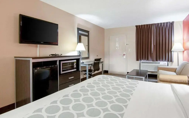 Standard Basement room