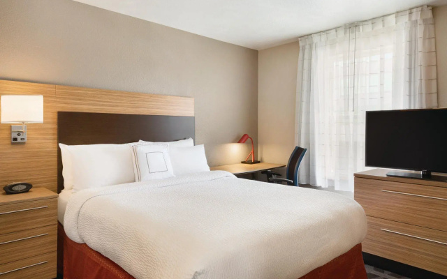 2 Bedrooms Suite