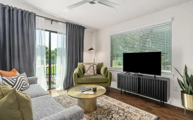 Apartment with balcony