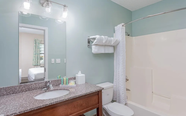 Standard Double room with inland view