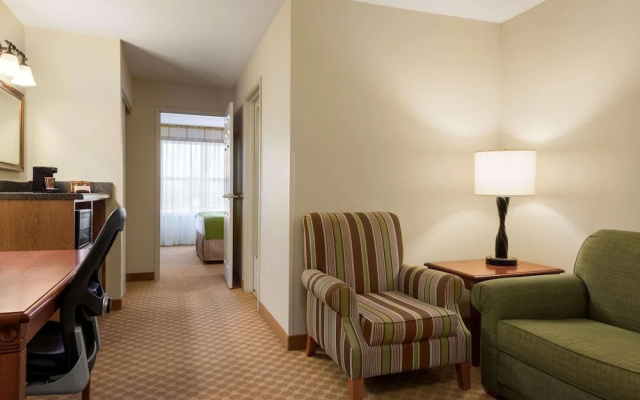 1 Bedroom Suite
