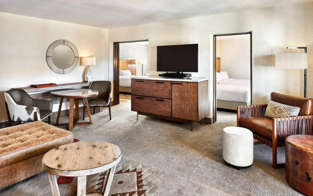 2 Bedrooms Suite