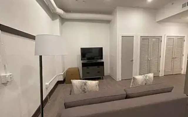 Standard Studio