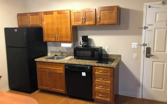 1 Bedroom Suite