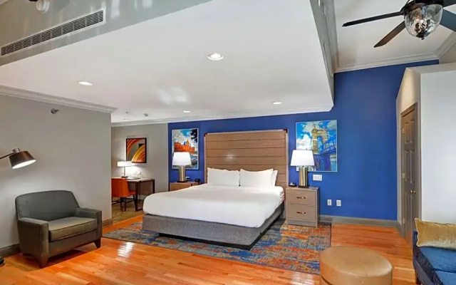 Double Suite