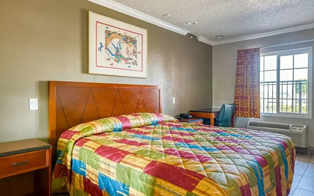 2 Bedrooms Suite