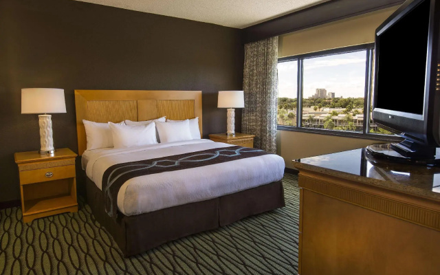 1 Bedroom Double Suite