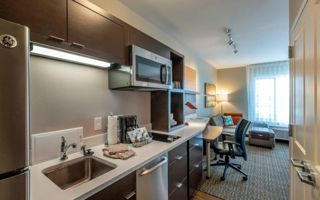 1 Bedroom Double Suite