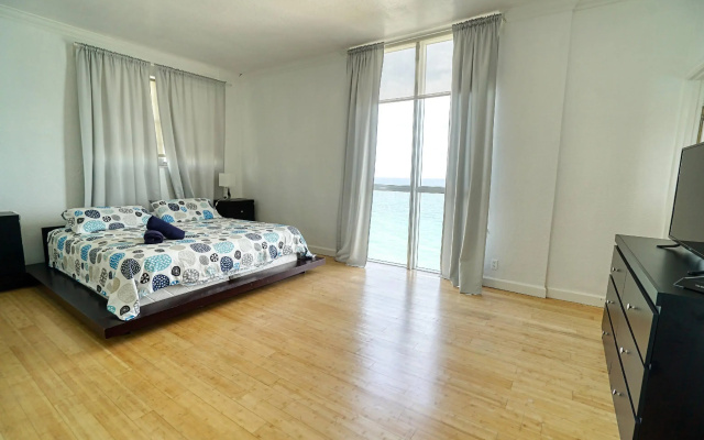 2 Bedrooms Standard room with partial sea view