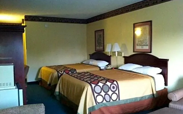 Deluxe Quadruple Suite