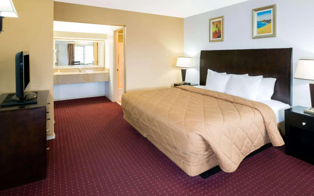 Deluxe Double Suite