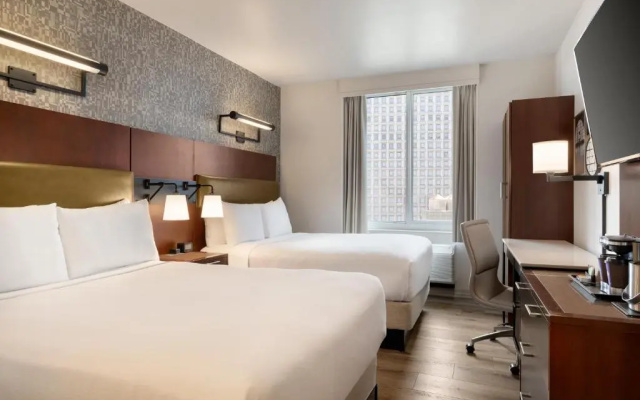 Twin room with city view