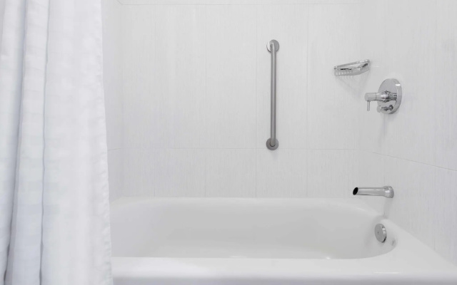 1 Bedroom Premium Quadruple Suite