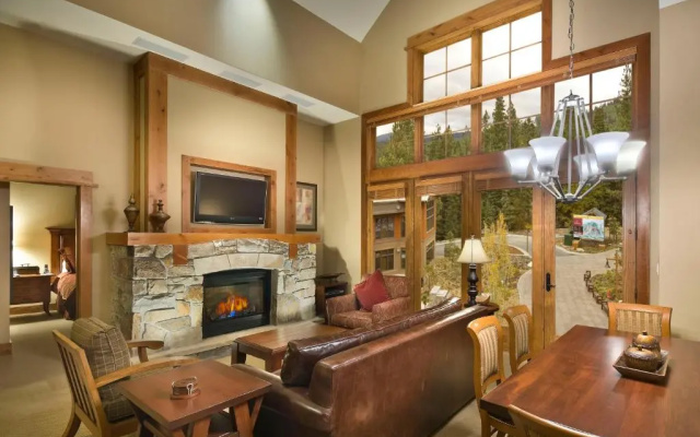 2 Bedrooms Villa