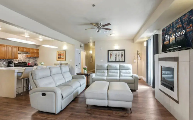 4 Bedrooms Standard room with balcony