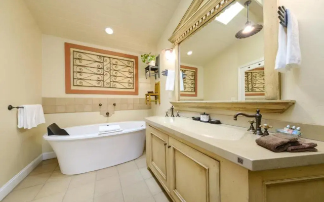 1 Bedroom Cottage
