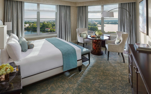 Premier Double room with water view