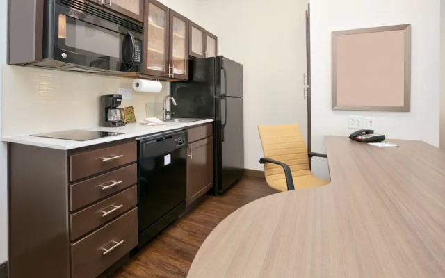 1 Bedroom Suite