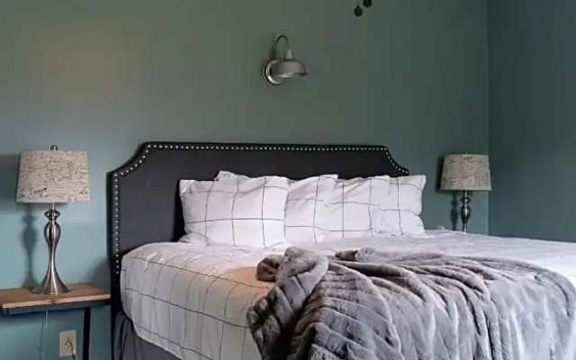 Standard Suite