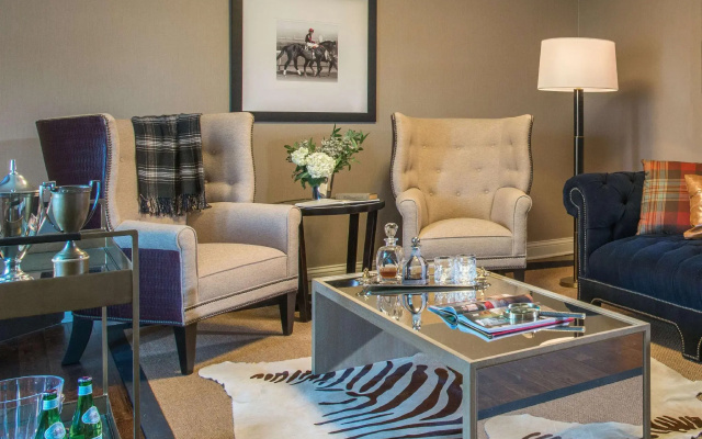 1 Bedroom Deluxe Double Suite