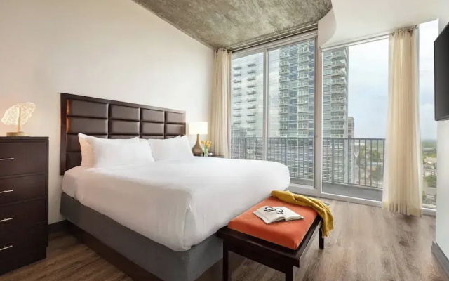 1 Bedroom Suite with balcony