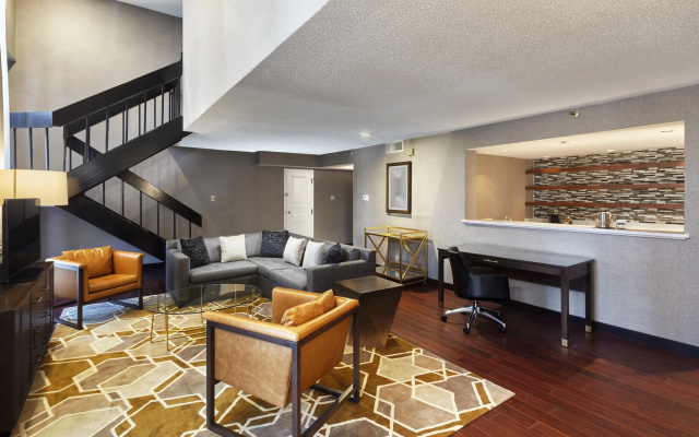 2 Bedrooms Double Suite