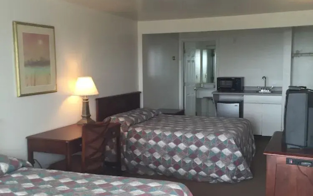 Standard Quadruple room with balcony