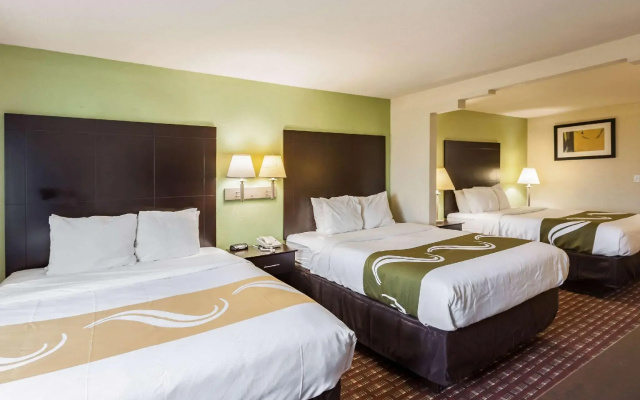 Standard Sextuple room