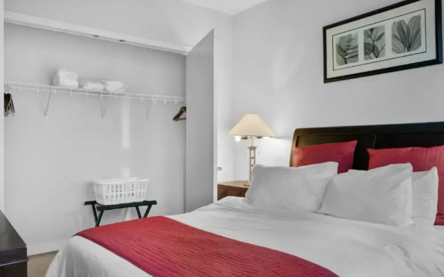 2 Bedrooms Luxury Apartment