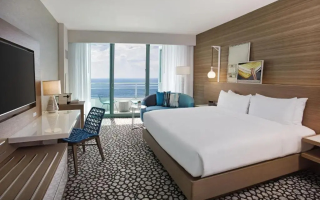 Double room with balcony and oceanfront