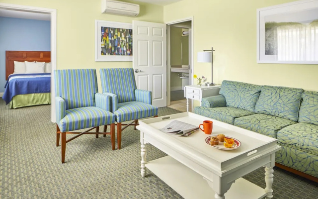 Standard Suite