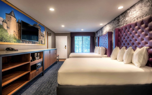 Quadruple room