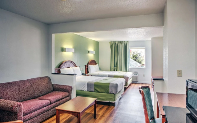 Quadruple Suite