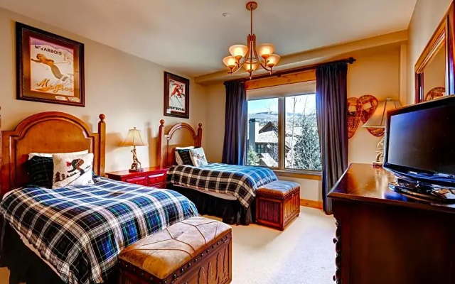 Luxury Apartment