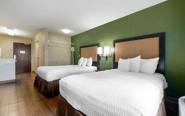 Quadruple Suite