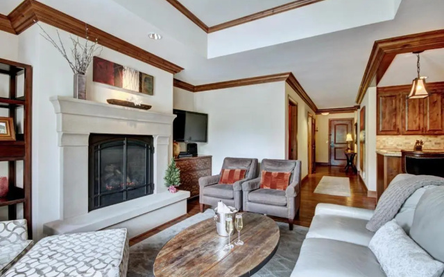 3 Bedrooms Apartment