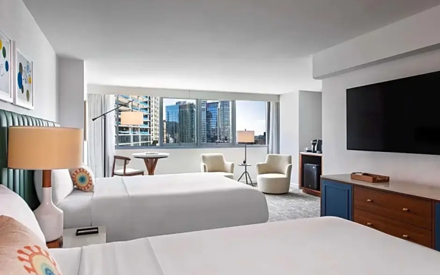 Quadruple room with city view
