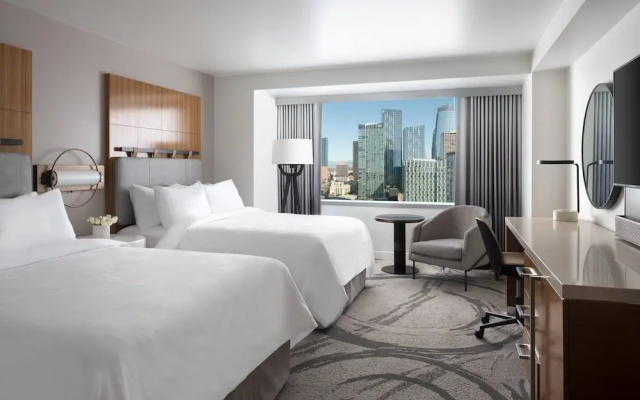 Guest Quadruple room with city view