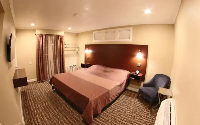 Standard Double room with balcony
